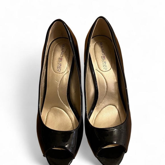 Heels - Picture 5 of 6